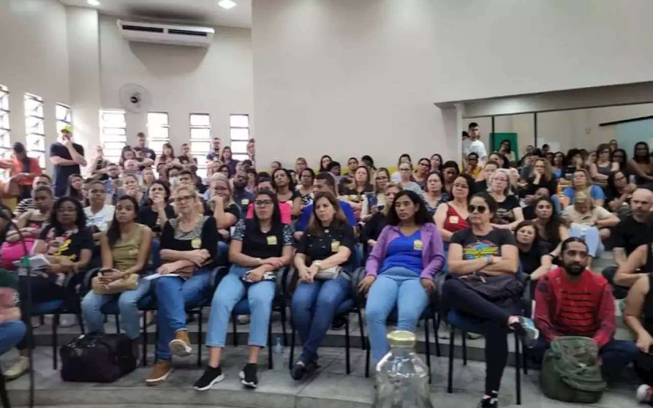 Professores da rede municipal de Barra Mansa encerram greve | Barra Mansa