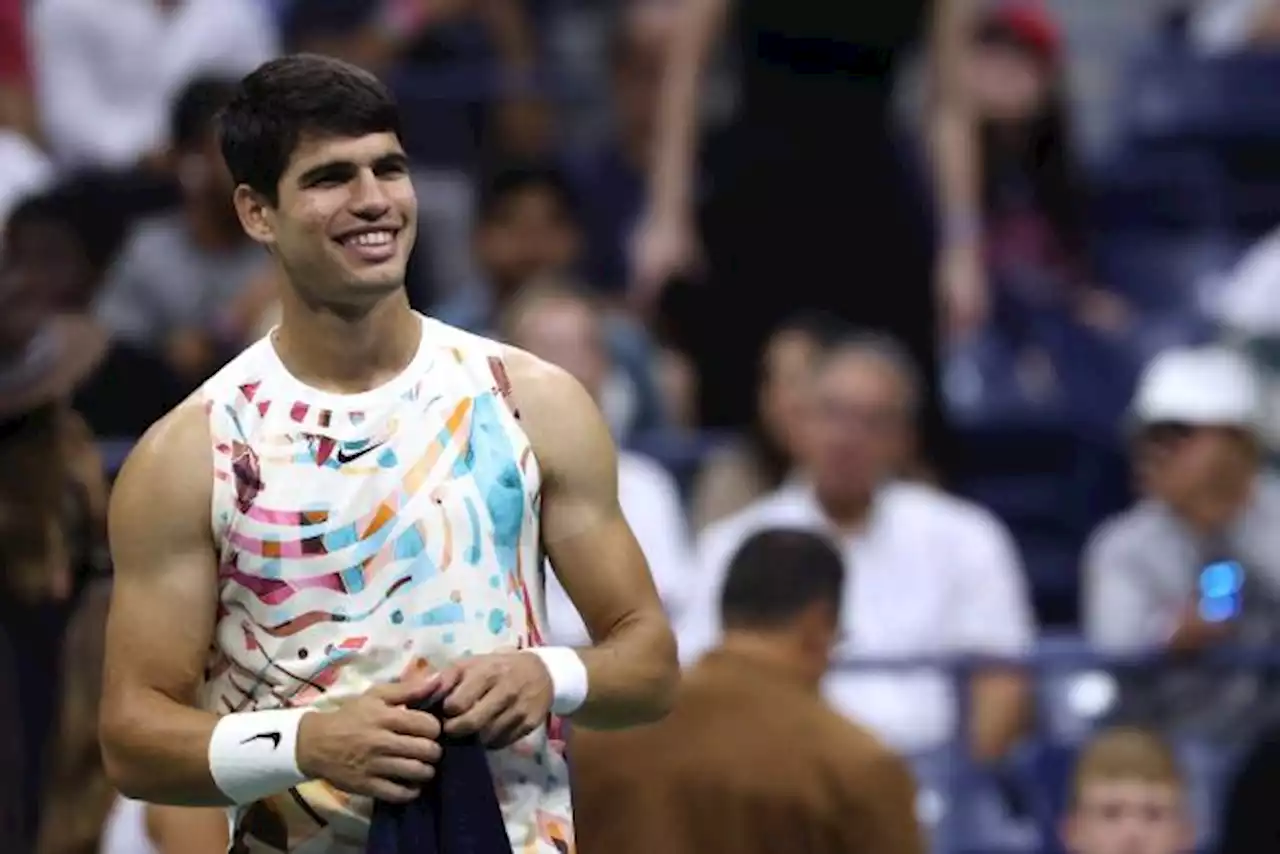 Carlos Alcaraz qualifié pour le deuxième tour de l'US Open après l'abandon de Dominik Koepfer