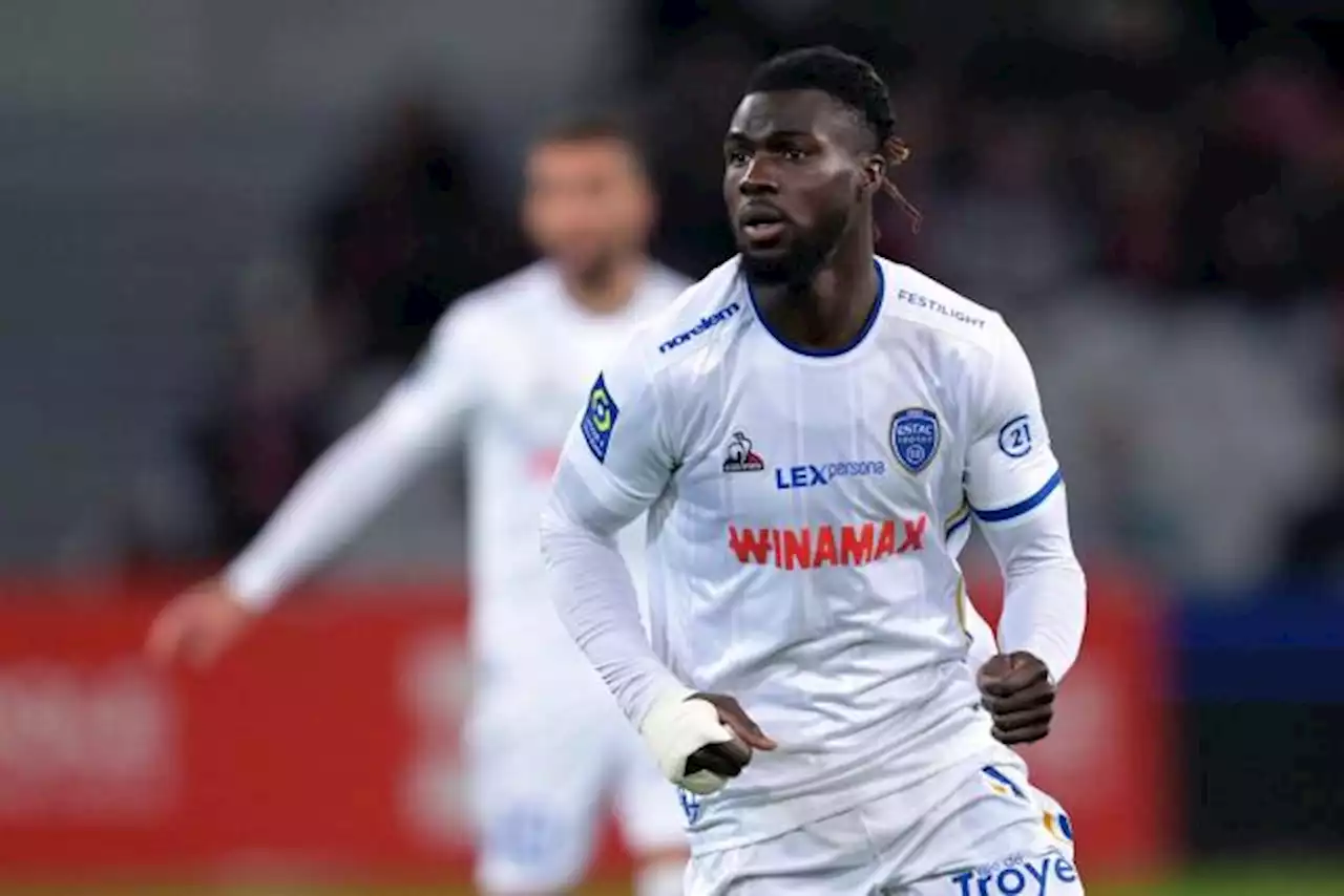 Transferts : l'OL officialise l'arrivée de Mama Baldé (Troyes)