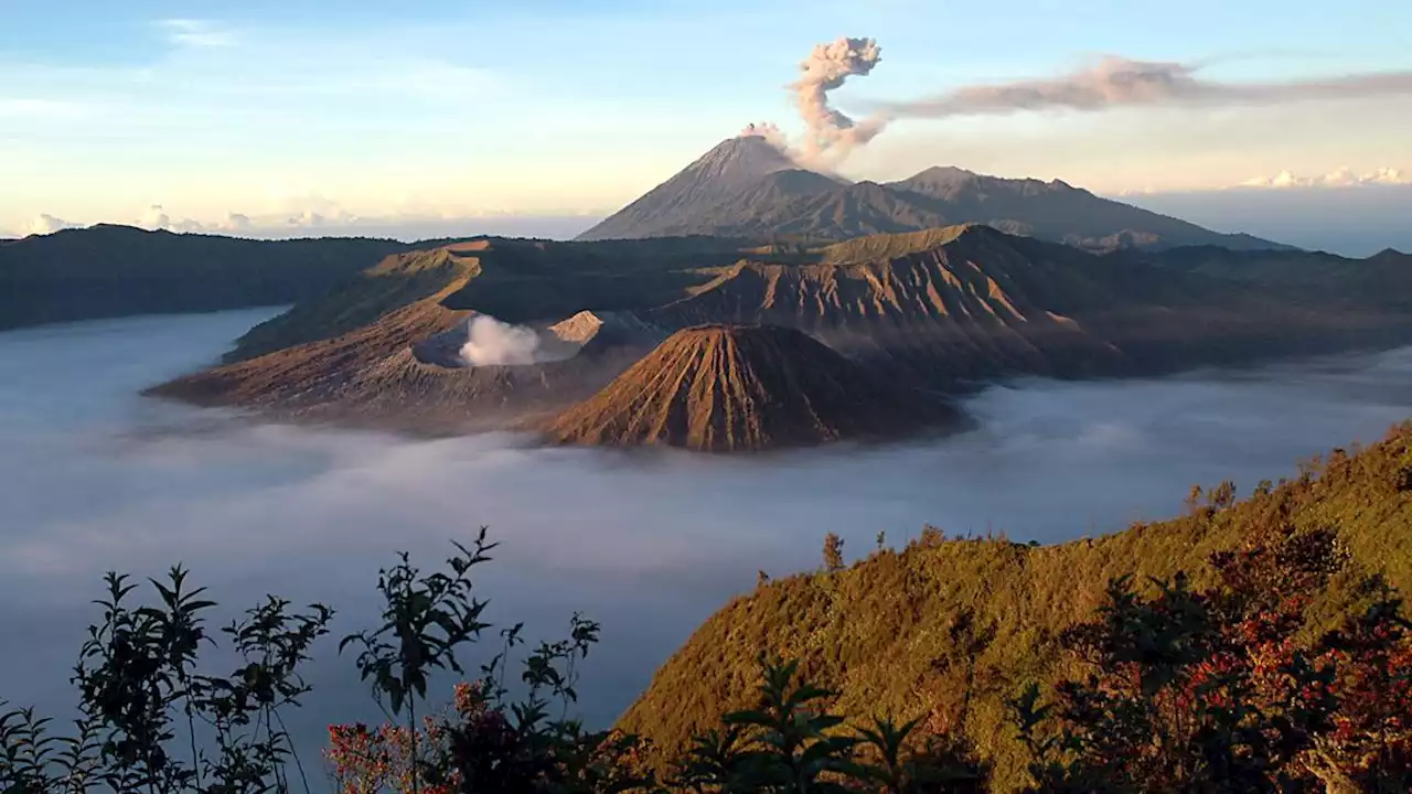 6 Fakta Menarik Gunung Bromo yang Namanya Diambil dari Dewa Umat Hindu