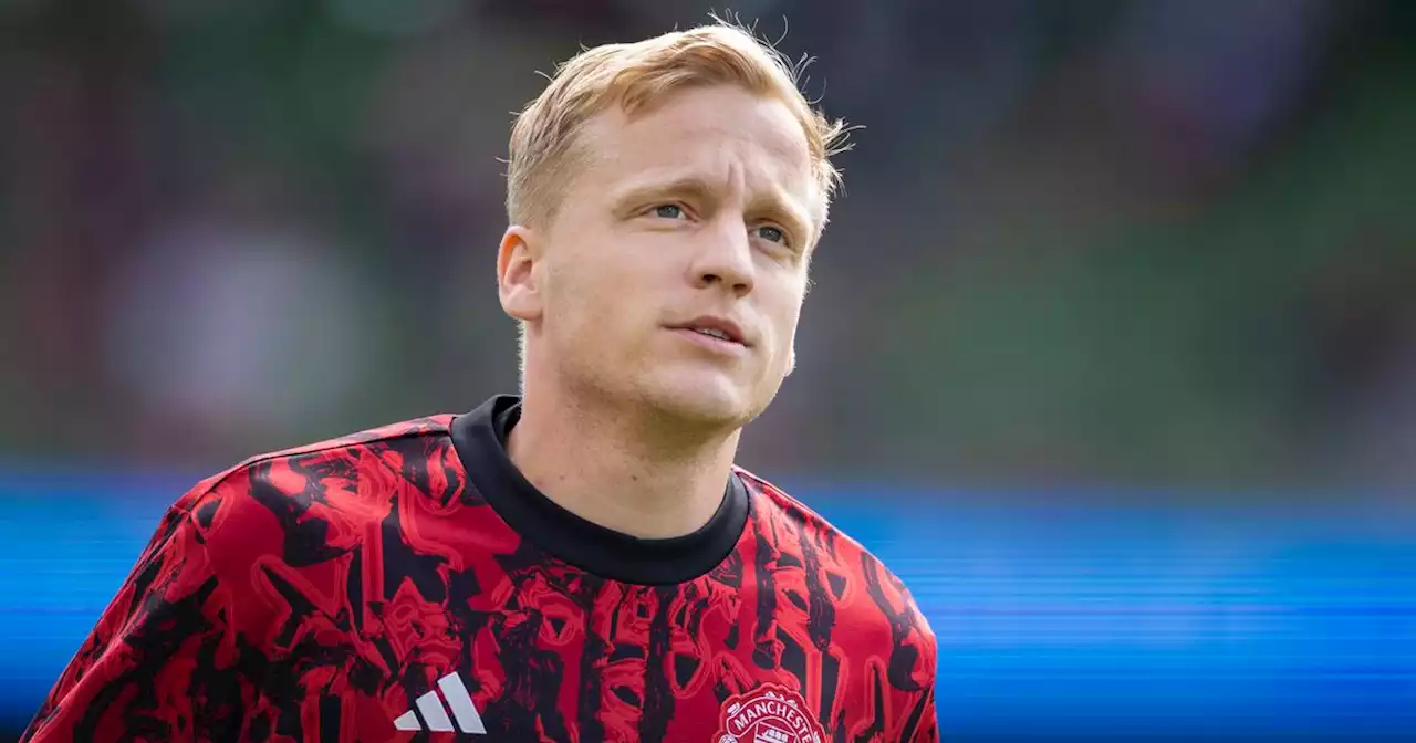 Man United 'agree' exit for Donny van de Beek and more rumours