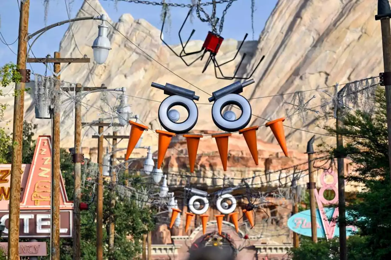 Halloween and Christmas are the new summer at California theme parks