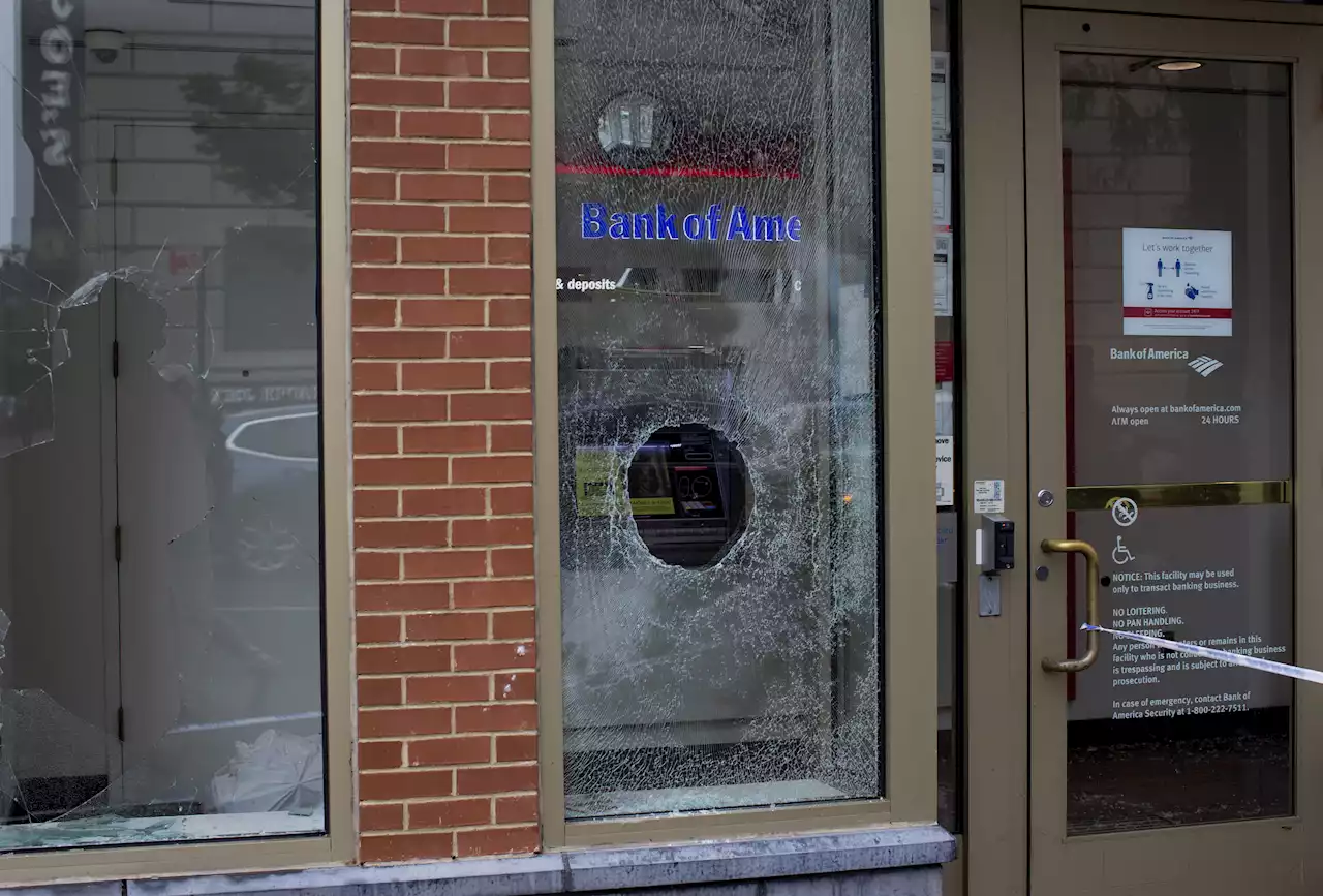 Broken Windows Policing Isn't a Complete Recipe for Cutting Crime