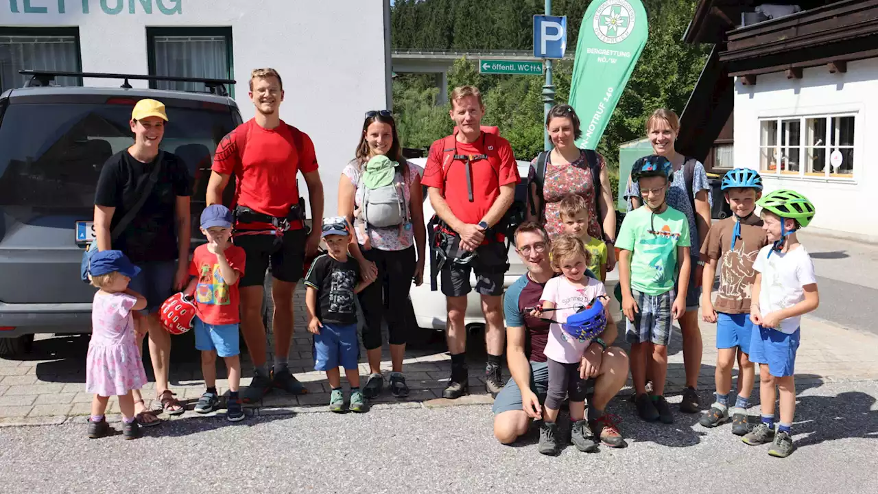 Kinder wurden zu kleinen Bergrettern