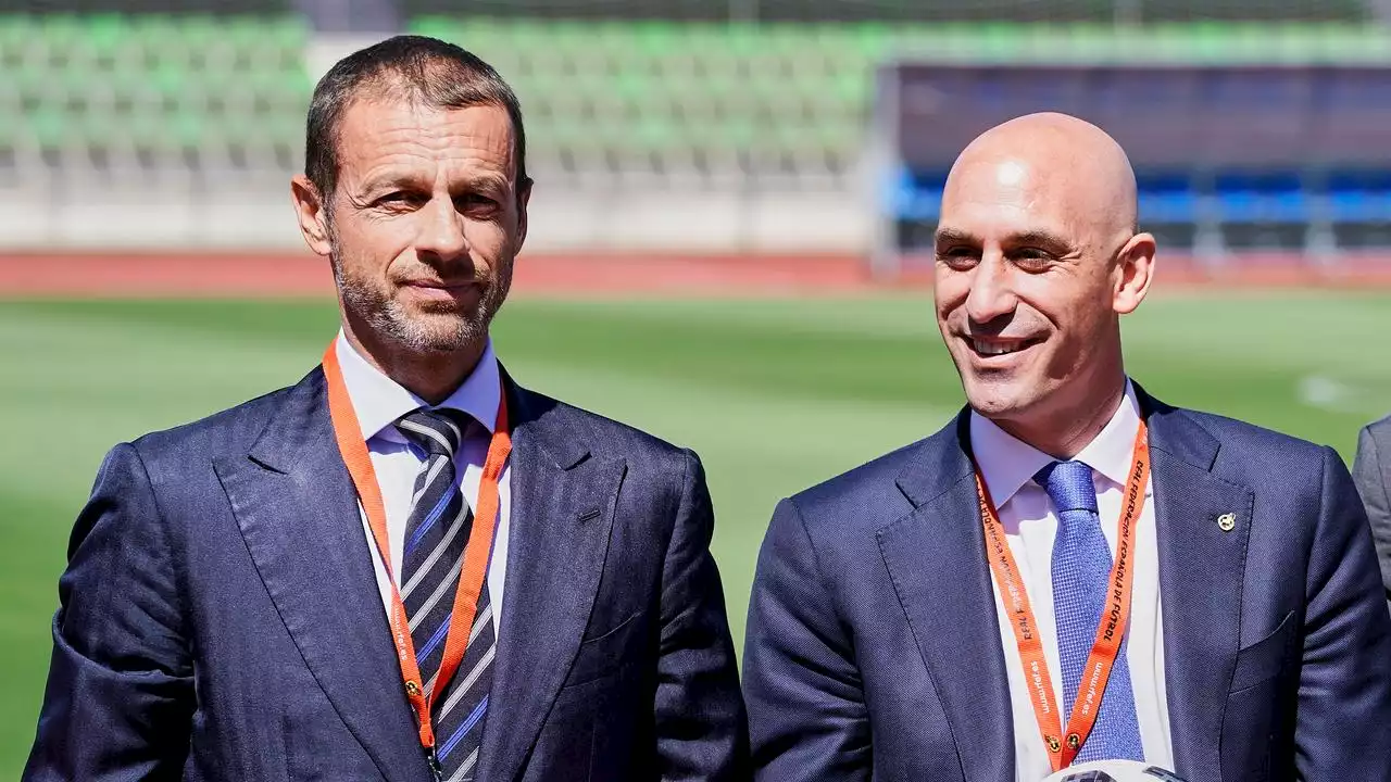 UEFA reageert eindelijk in zaak-Rubiales: 'Niet nodig hem twee keer te schorsen'