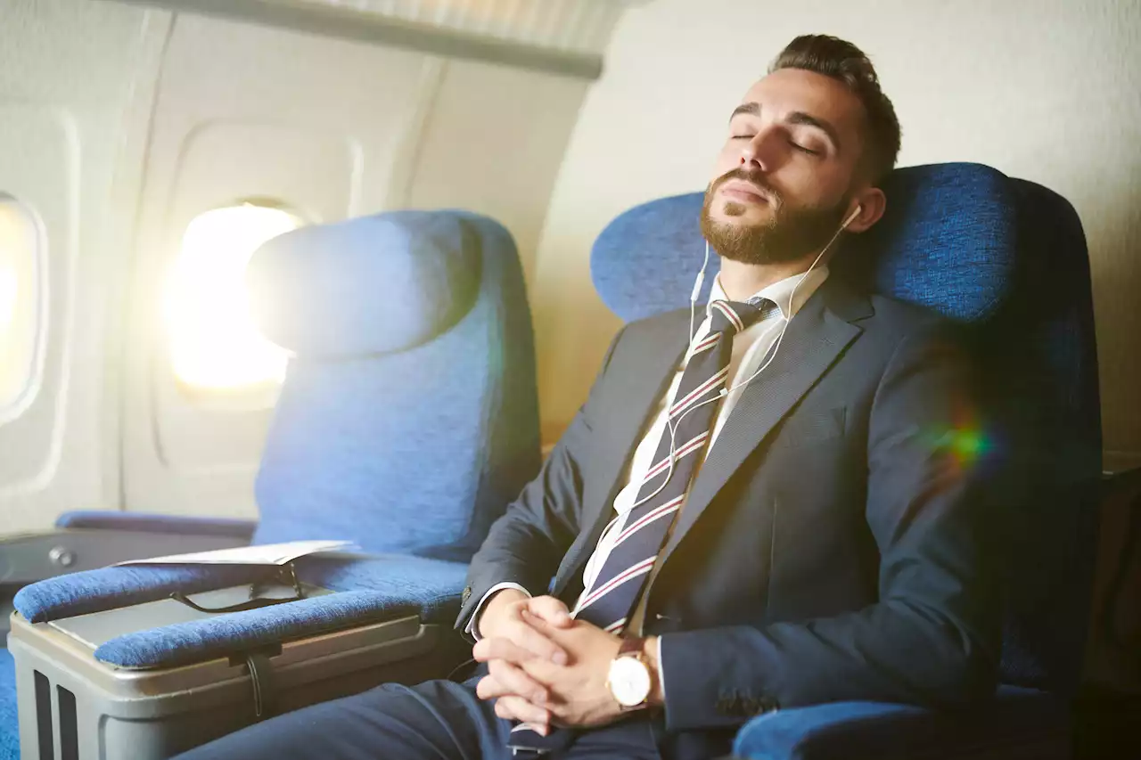 I’m a flight attendant — why showing up late to the airport could benefit you