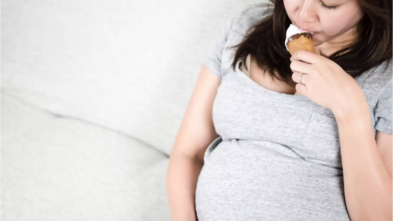 Gelato in gravidanza: quanto e quale si può mangiare?