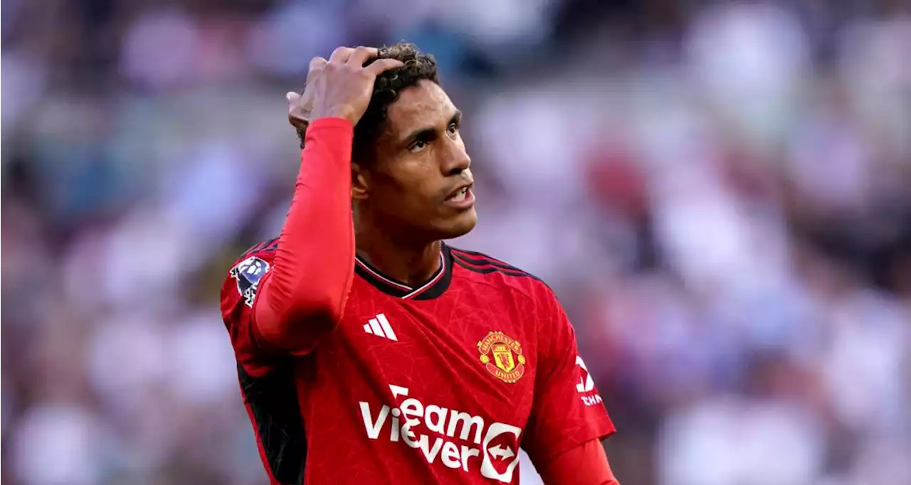 Manchester United : gros coup dur pour Varane, l'avenir de Maguire chamboulé ?