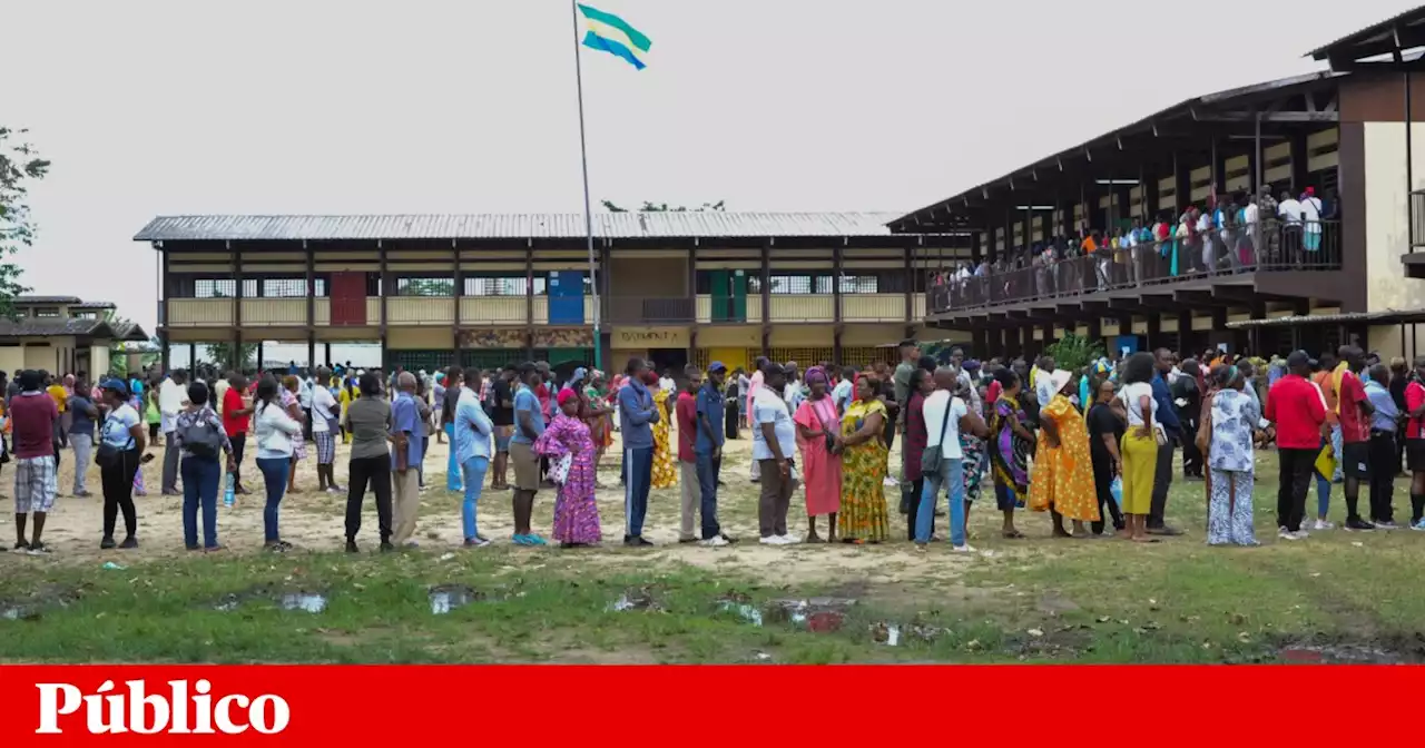 Militares anunciam tomada de poder no Gabão após reeleição do Presidente Bongo