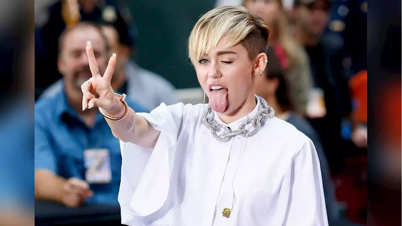 Miley Cyrus: Mit 12 Jahren hat sie schon 12 Stunden am Tag gearbeitet