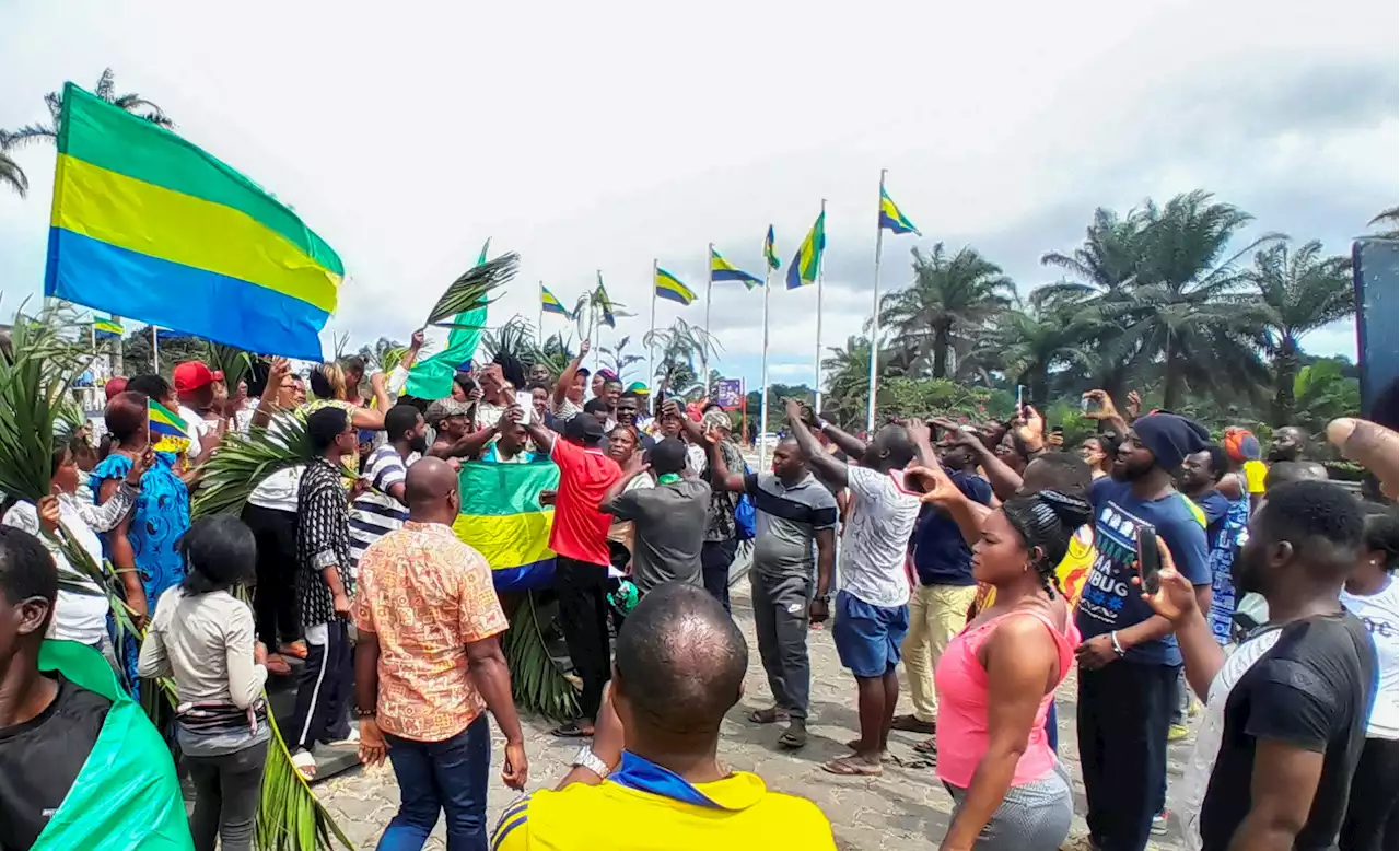 Reactions to Gabon army officers announcing coup