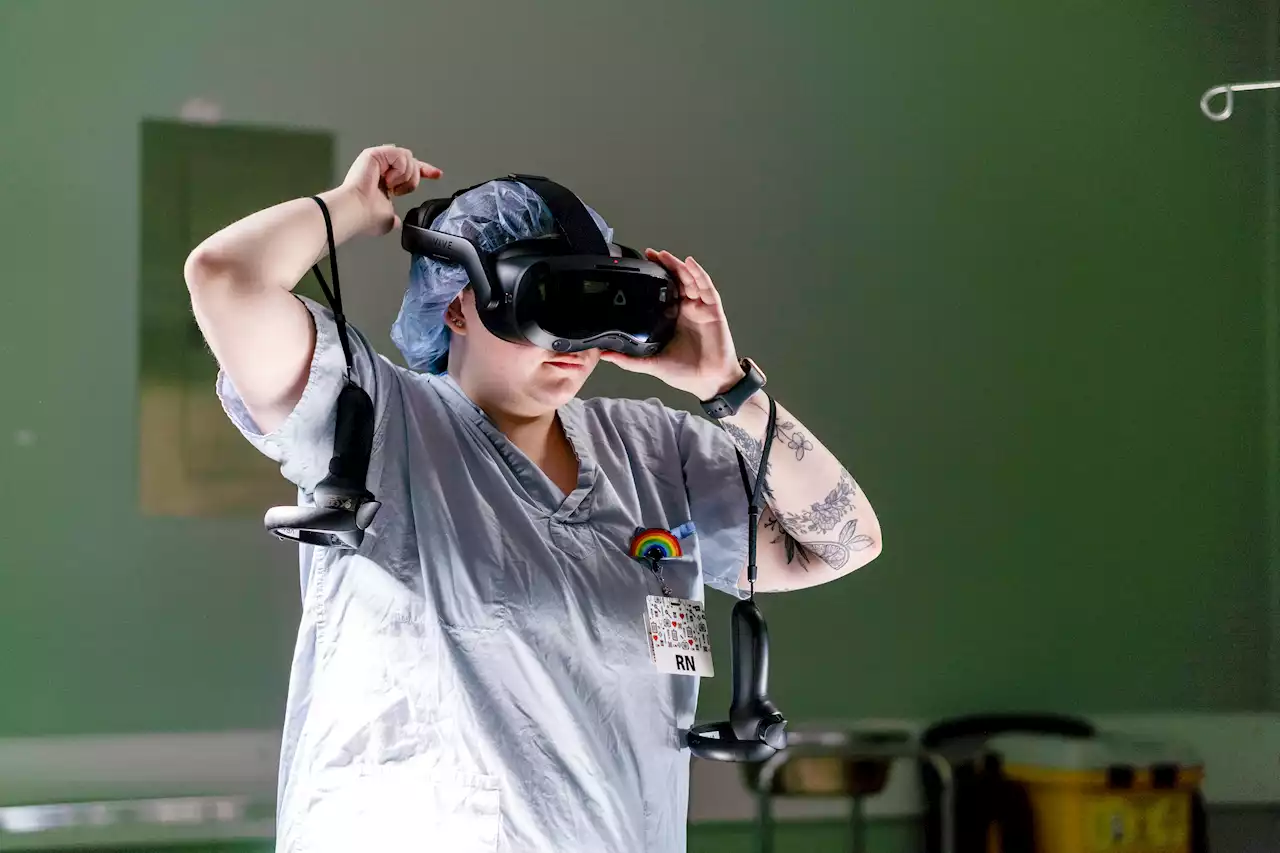 Virtual reality simulation training operating room nurses at N.B. Horizon hospitals