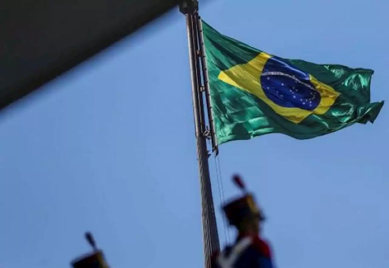 Com cores verde e amarelo, governo quer 7 de Setembro para união do país