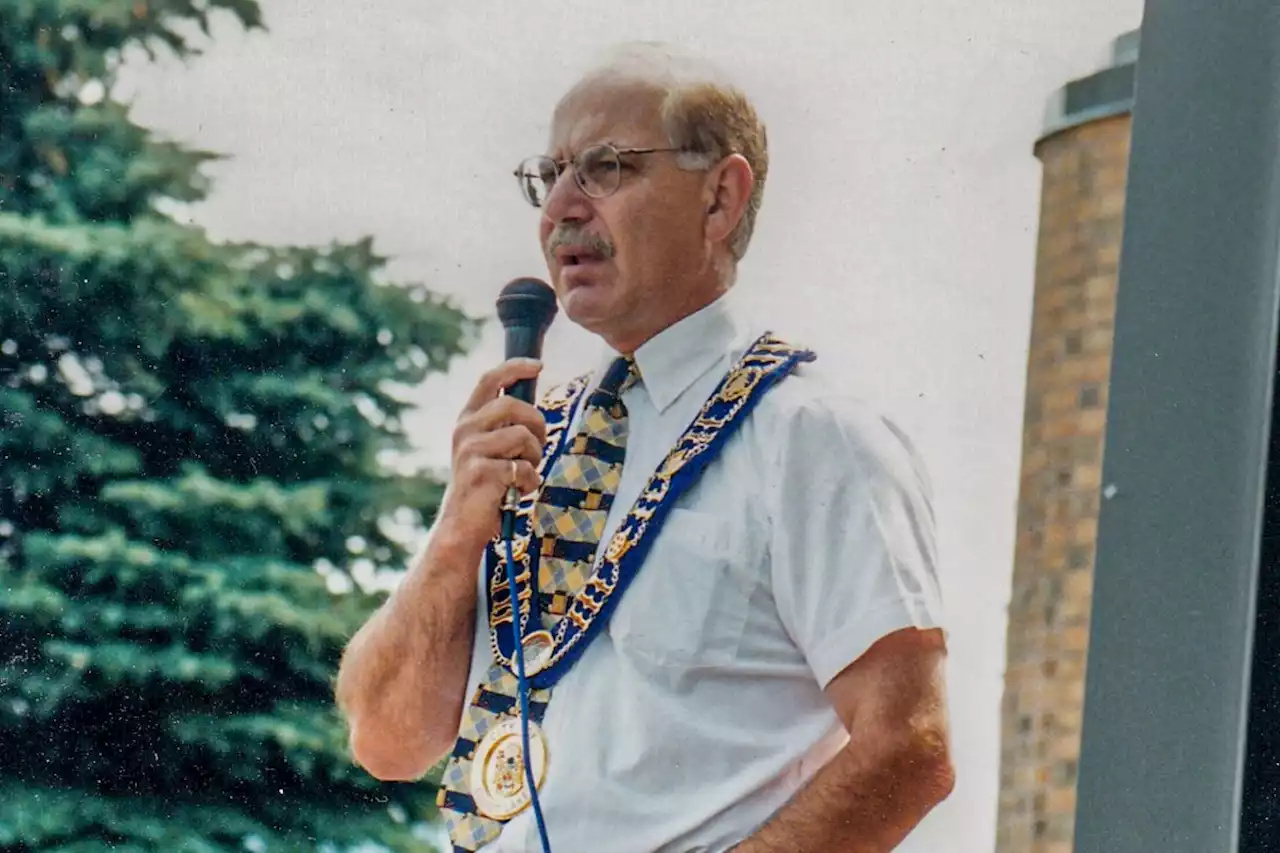 Longtime former Elliot Lake mayor George Farkouh dies