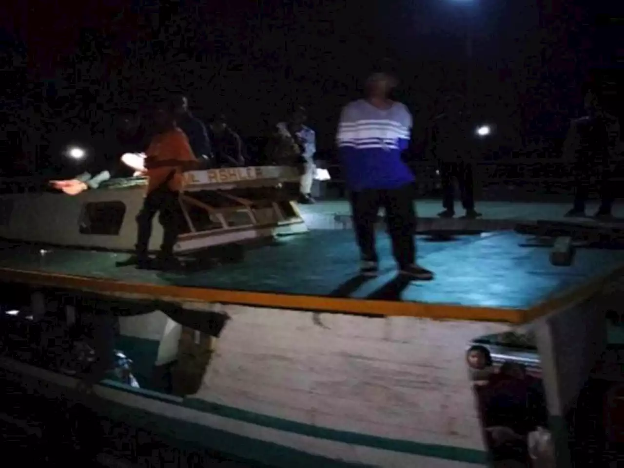 24 people rescued aboard drifting vessel off Tawi-Tawi