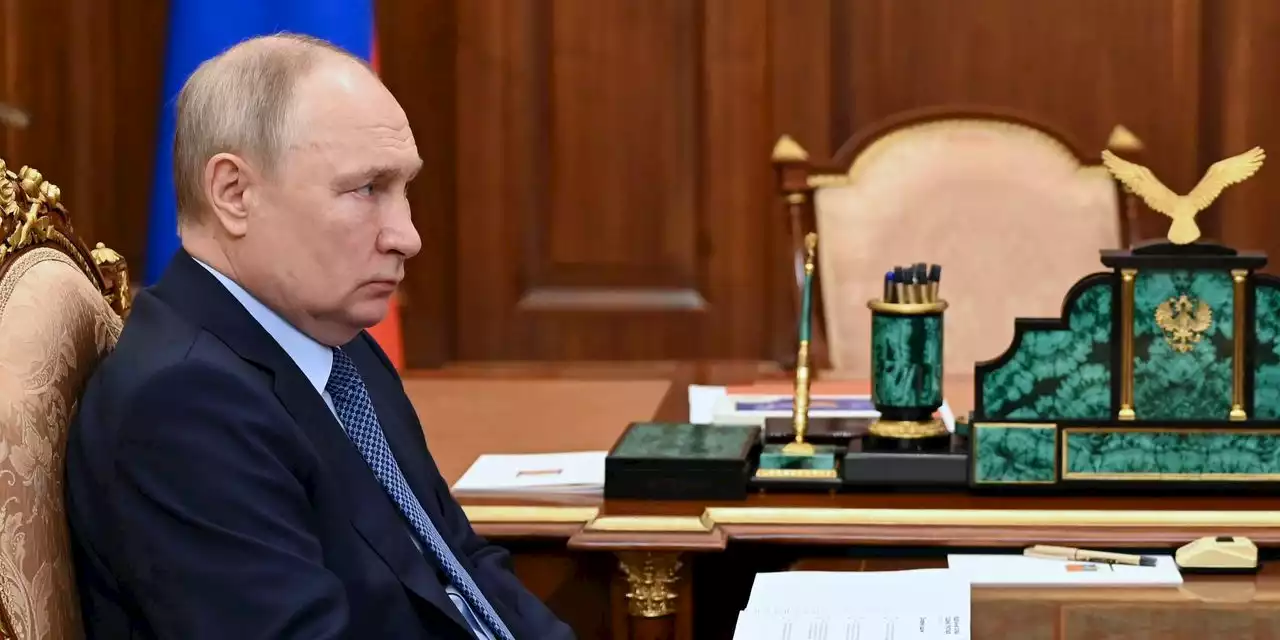 | Prigozhin’s Death Leaves Putin Weaker