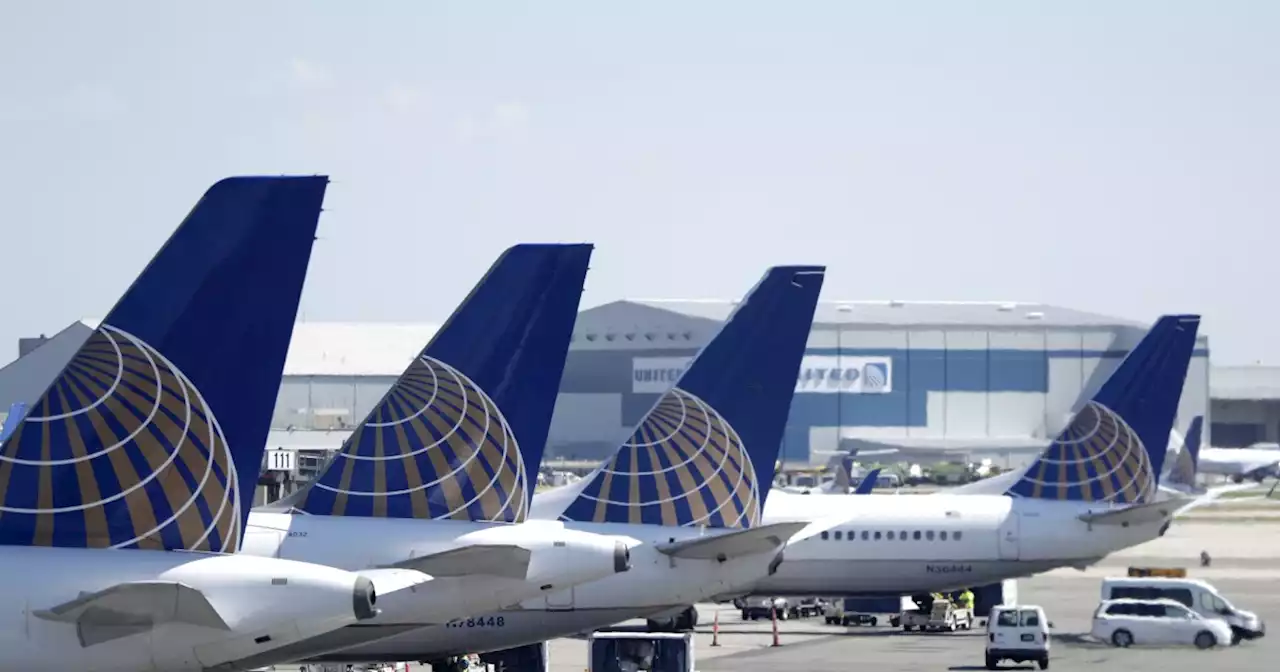 United flight attendants picket outside San Diego airport over contract negotiations