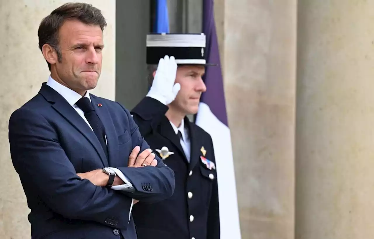 Macron fait sa rentrée dans un lycée professionnel d’Orange