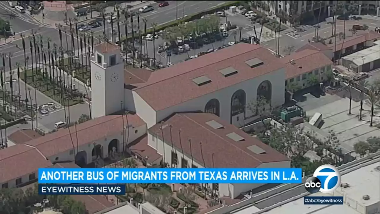 As 11th bus of migrants arrives, LA considering criminal charges against Texas