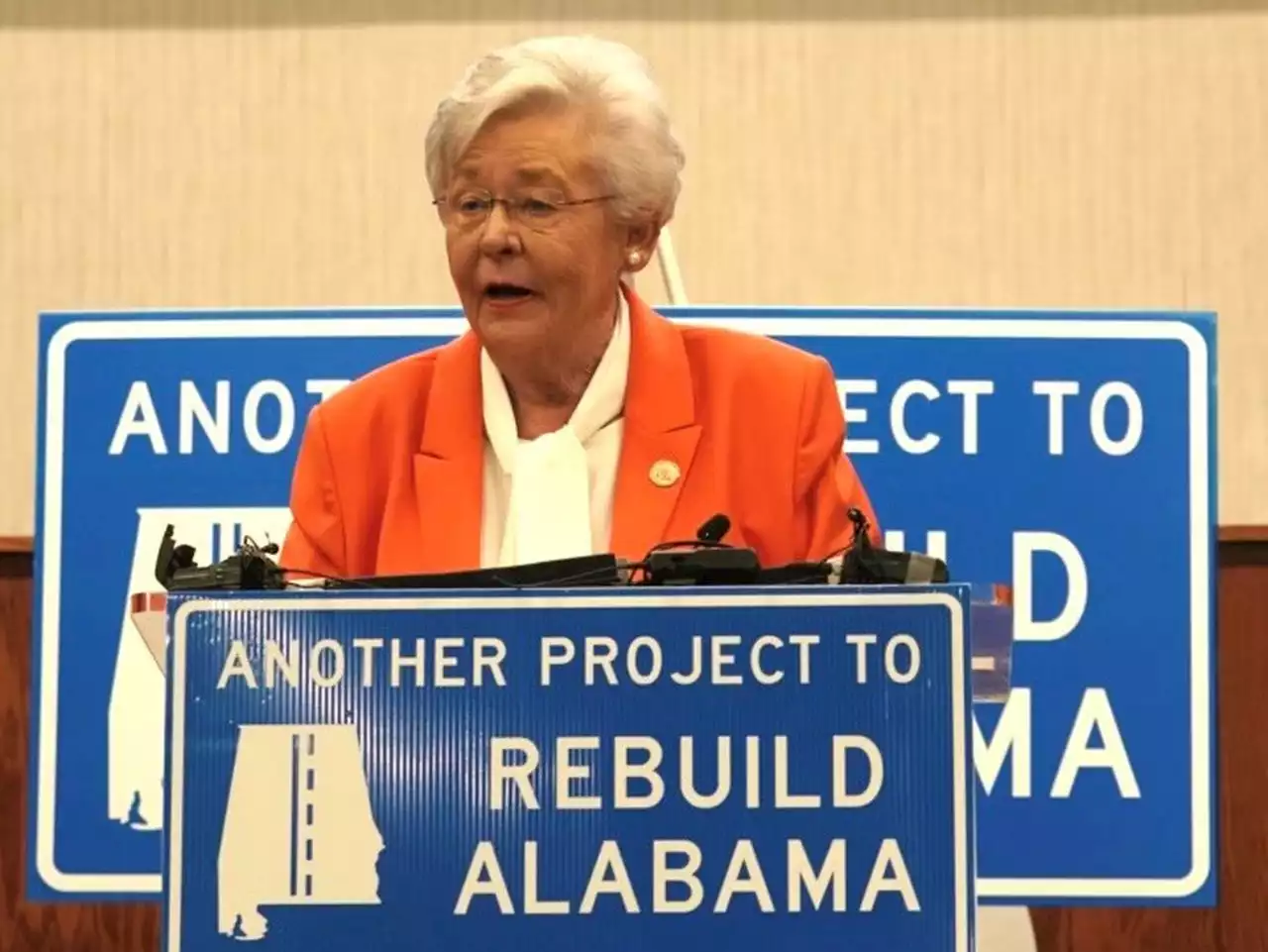 Ivey announces widening of I-65 from Alabaster to Calera