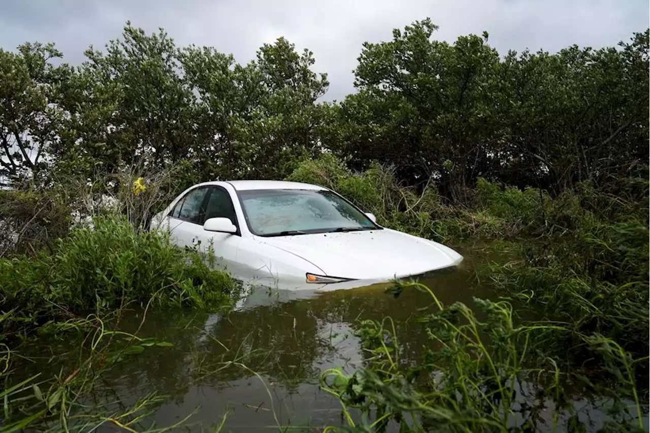 Hurricane Idalia grinds into Georgia after slamming Florida