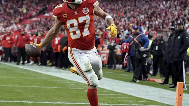 Travis Kelce le implora a su compañero de los Chiefs Chris Jones que  regrese - San Diego Union-Tribune en Español