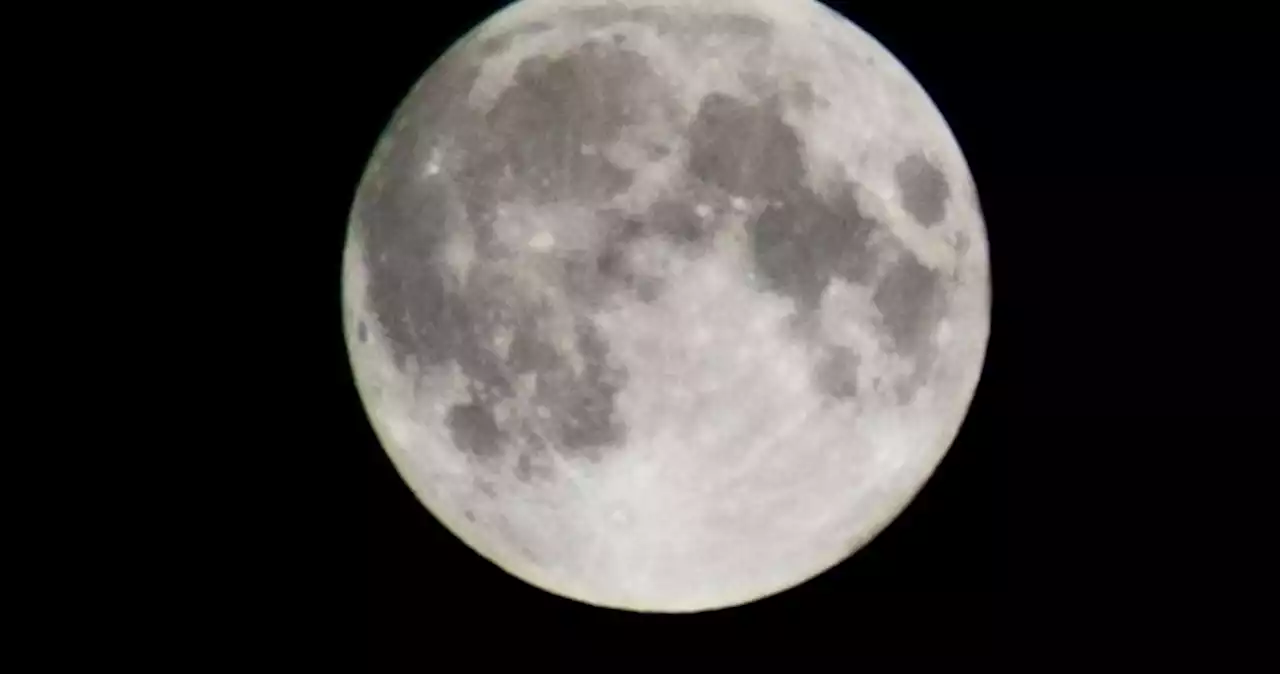 A super blue moon on the eve of the Singapore Presidential Election 2023