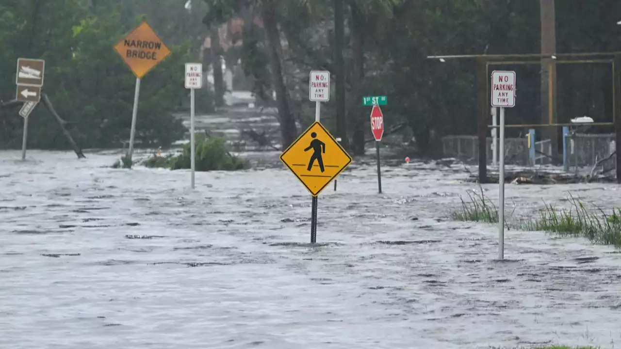 États-Unis: l'ouragan Idalia rétrogradé en 'tempête tropicale', des vents violents persistent