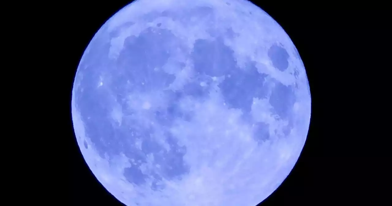 Here's what the rare 'blue' supermoon looked like in Toronto