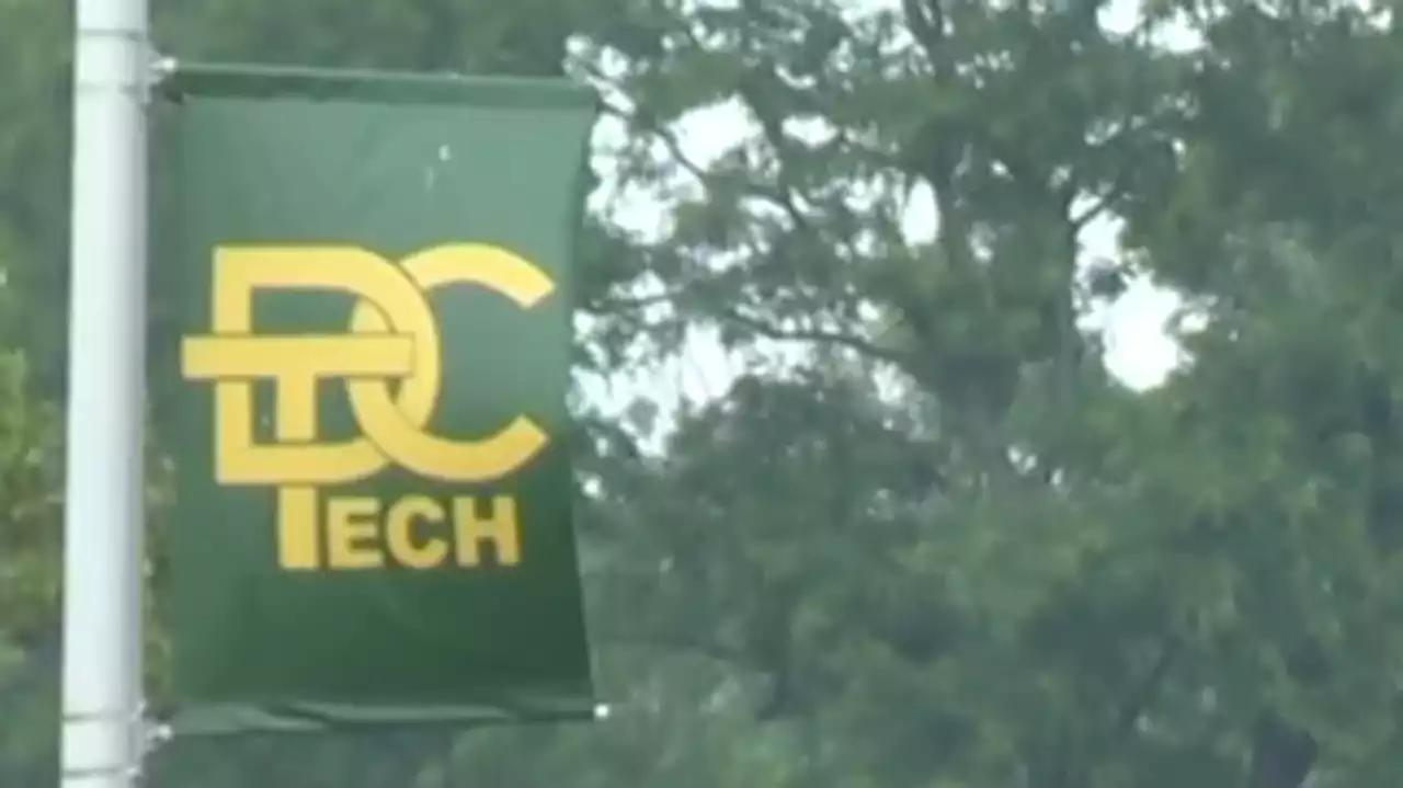 Dauphin County Technical School decides to keep school colors green and gold