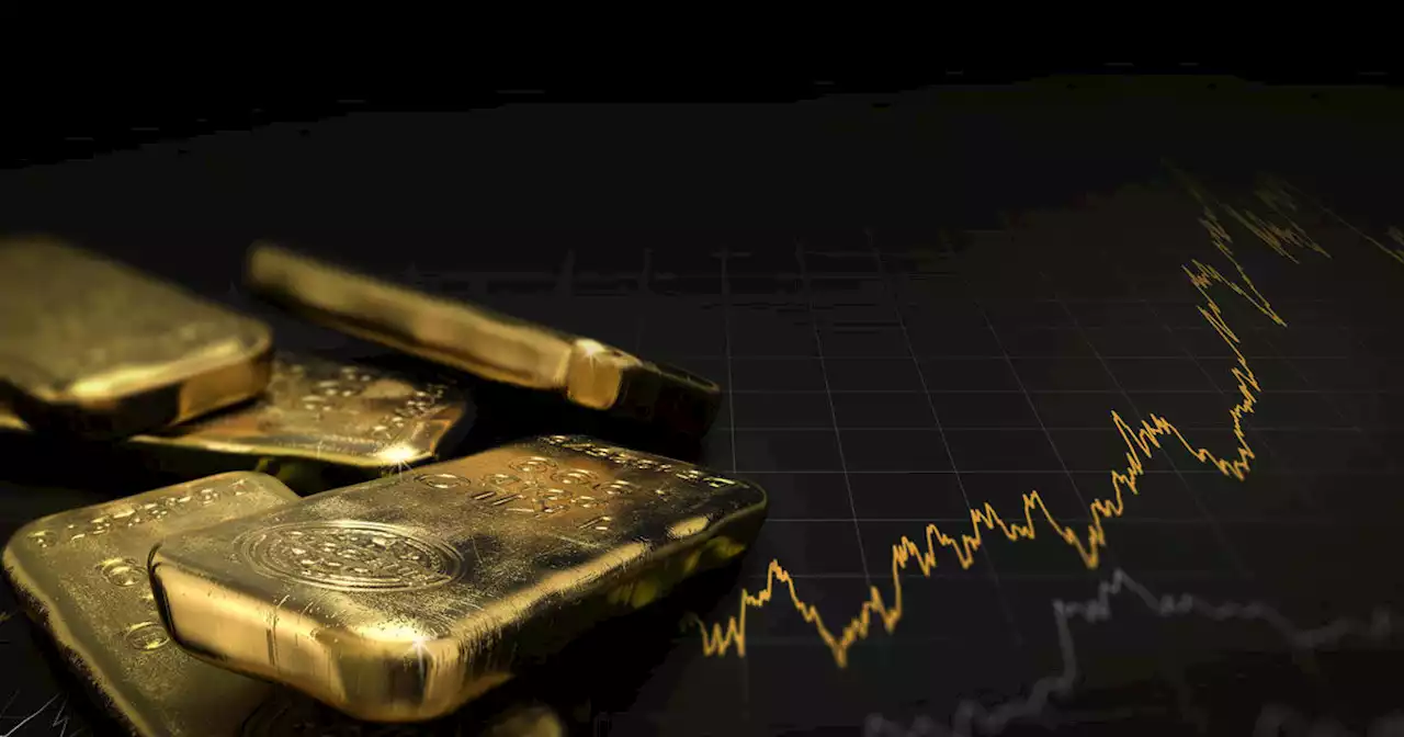 Gold bars and coins vs. gold stocks: Which is better for beginners?