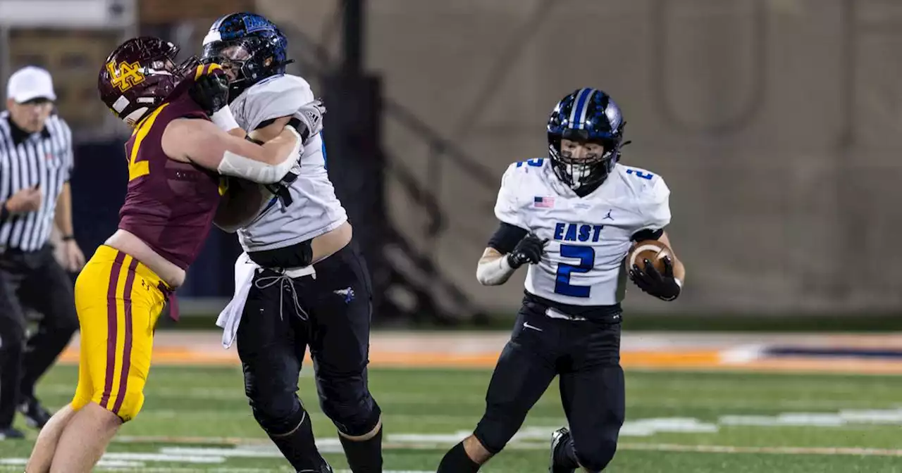 Football: Josh Janowski puts it on line for Lincoln-Way East