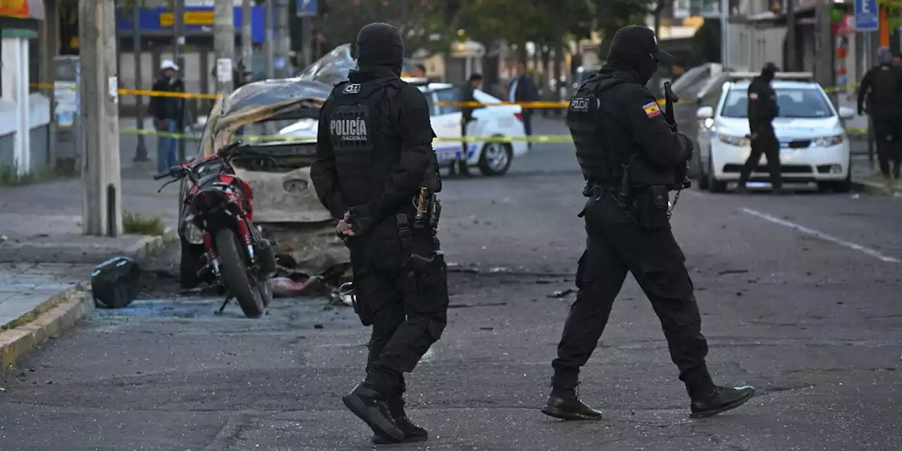 Carros bomba y ataques con granadas sacuden a Quito, Ecuador