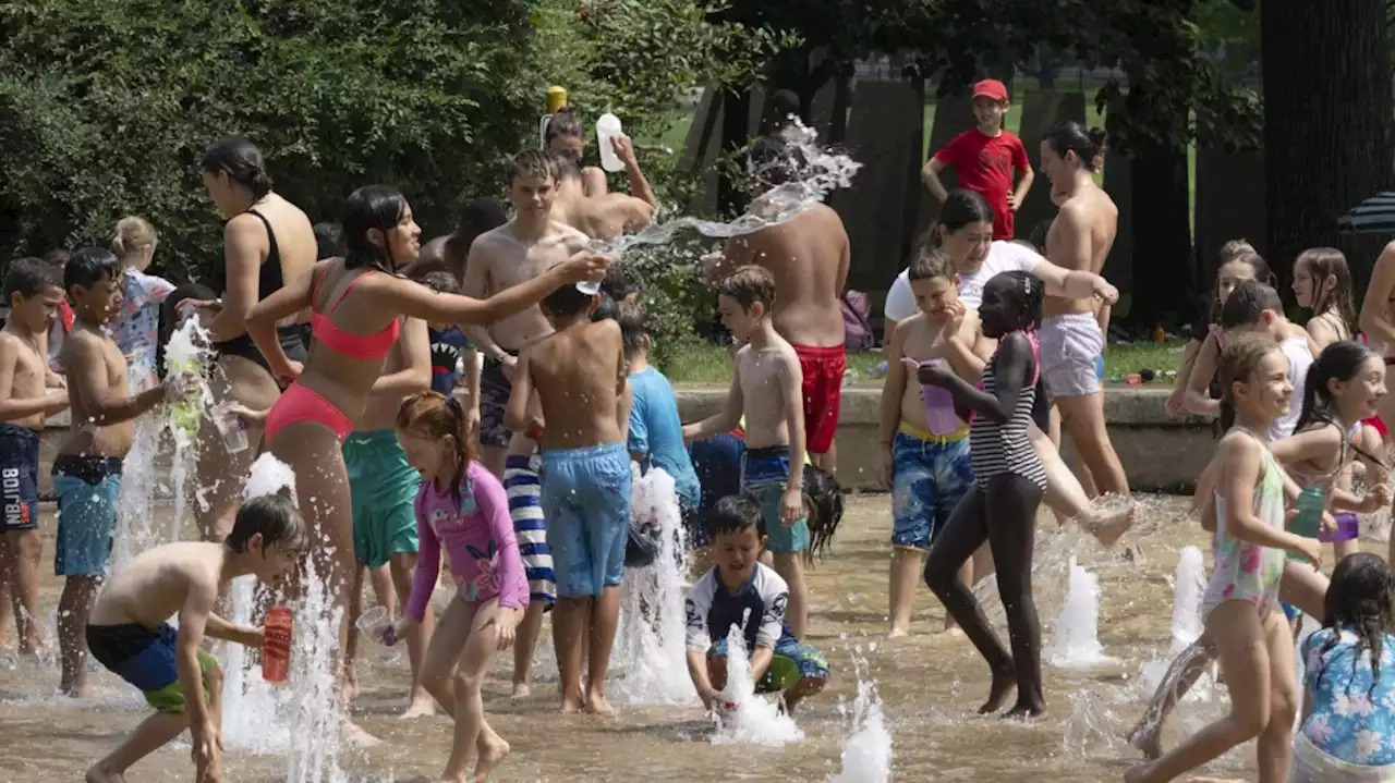 What's open and closed this Labour Day weekend in Toronto?