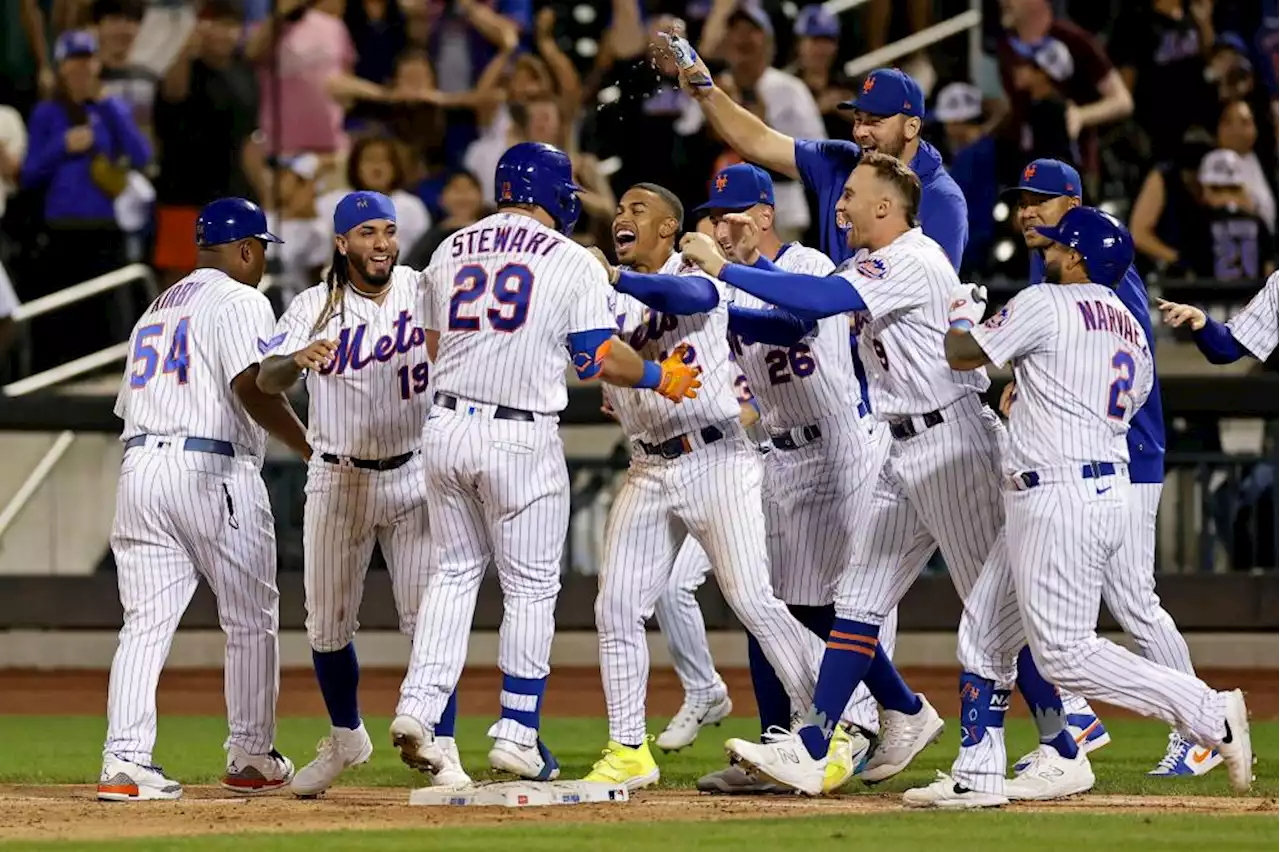 DJ Stewart carries Mets to unorthodox walk-off victory against the Rangers in extra innings