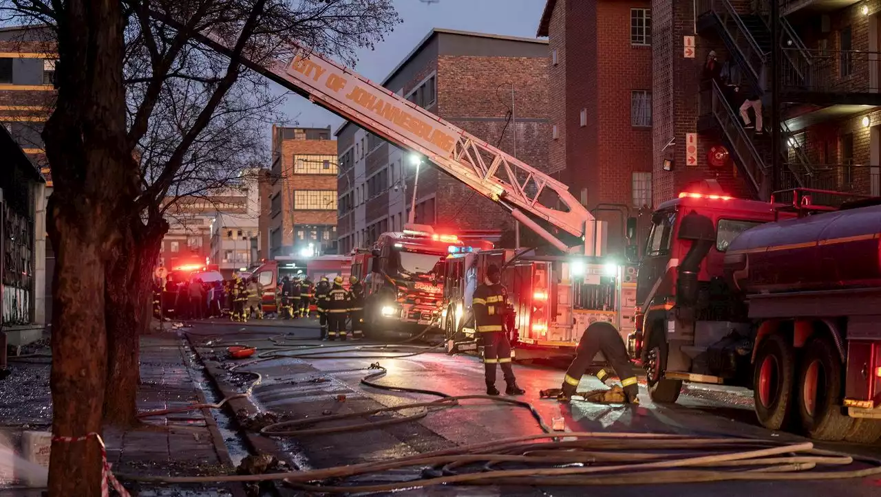 Johannesburg in Südafrika: Mindestens 73 Menschen sterben bei Großbrand in Hochhaus