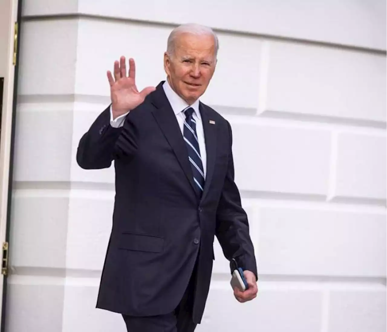 Biden se comprometió a viajar a Florida para analizar los daños de Idalia