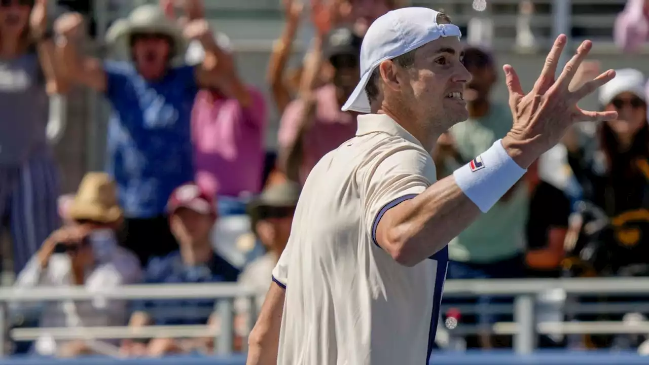 Isner's 17-year career ends in 5-set Open thriller