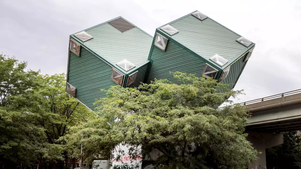 Toronto's famous cube house destined to be put on ice