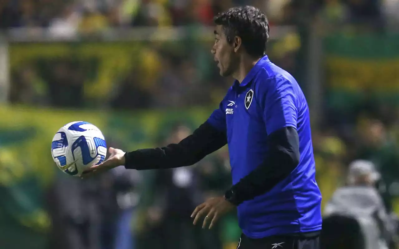 Bruno Lage analisa eliminação do Botafogo e pede apoio da torcida | Botafogo