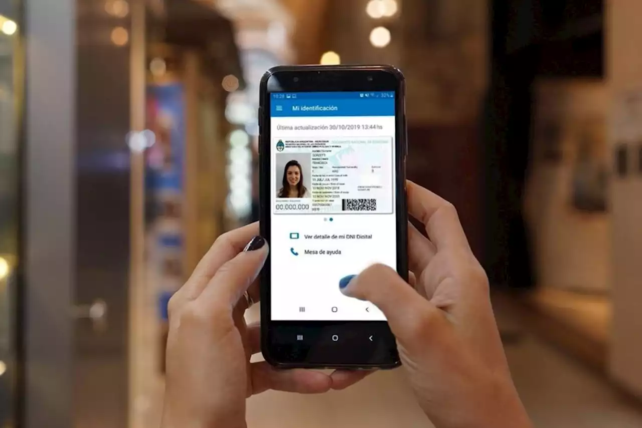 Mi Argentina: este trámite gratuito permite tener el DNI en el celular, ¿qué hay que hacer?