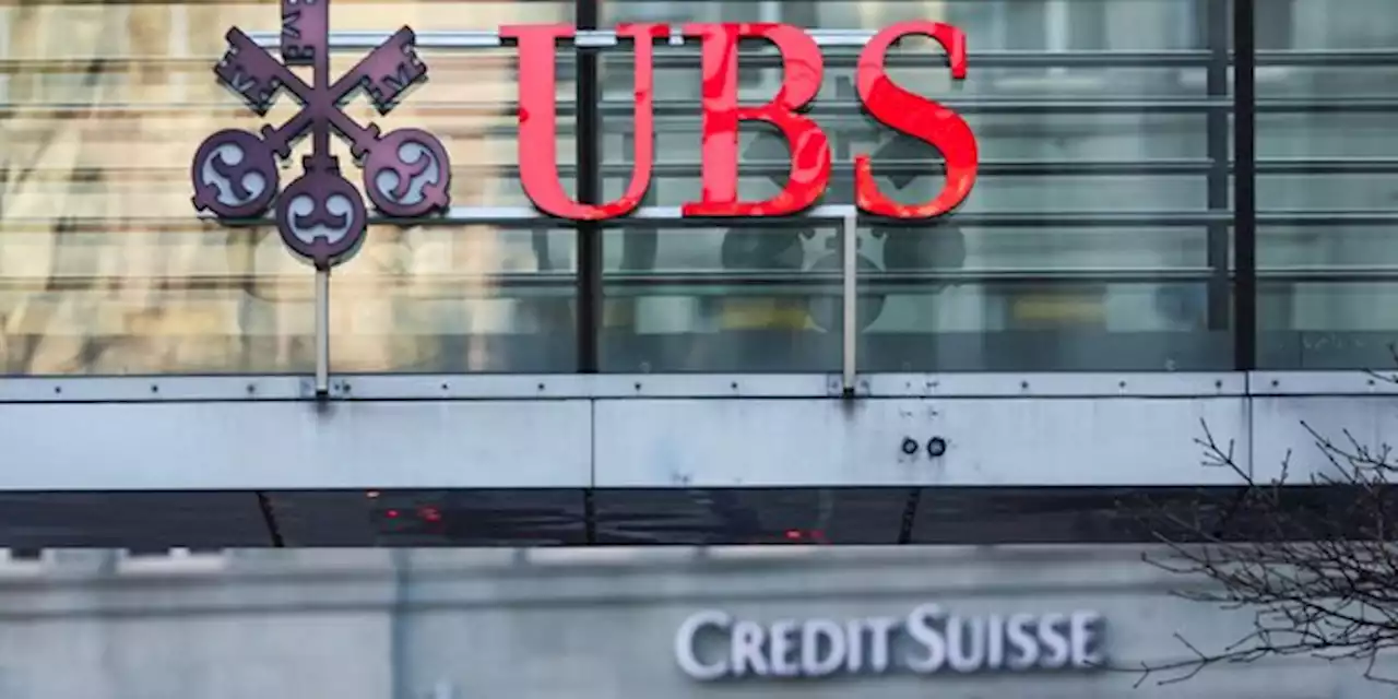 UBS va intégrer Credit Suisse en Suisse et table sur des économies colossales