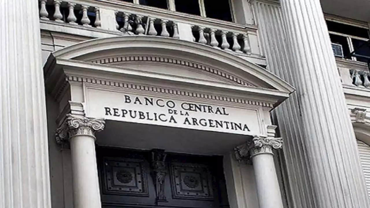 El Banco Central compró US$21 millones y suma doce jornadas consecutivas con saldo positivo