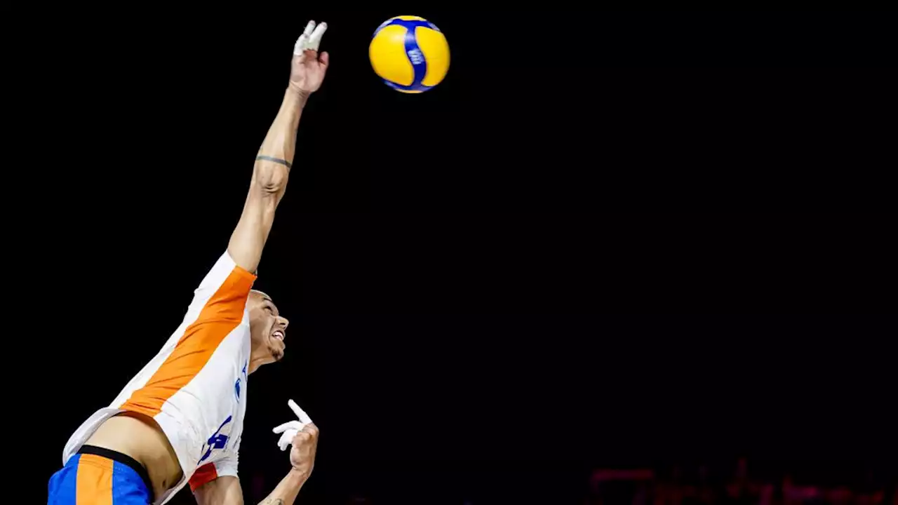 Volleybaldwerg Montenegro taai opwarmertje voor stroef Nederland bij EK