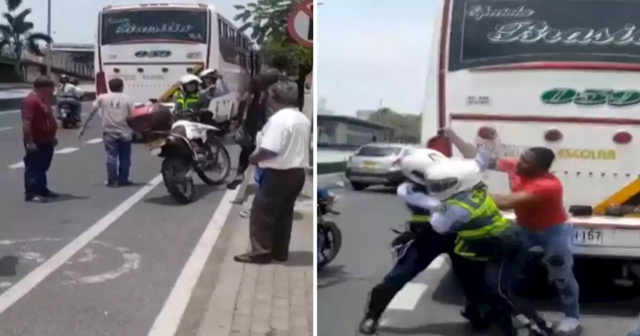 Agente de tránsito fue agredido en Cali por motociclista que no llevaba casco