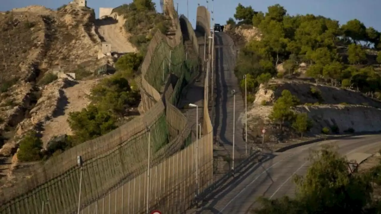 - Melilla au Maroc: un rempart contre l'immigration clandestine