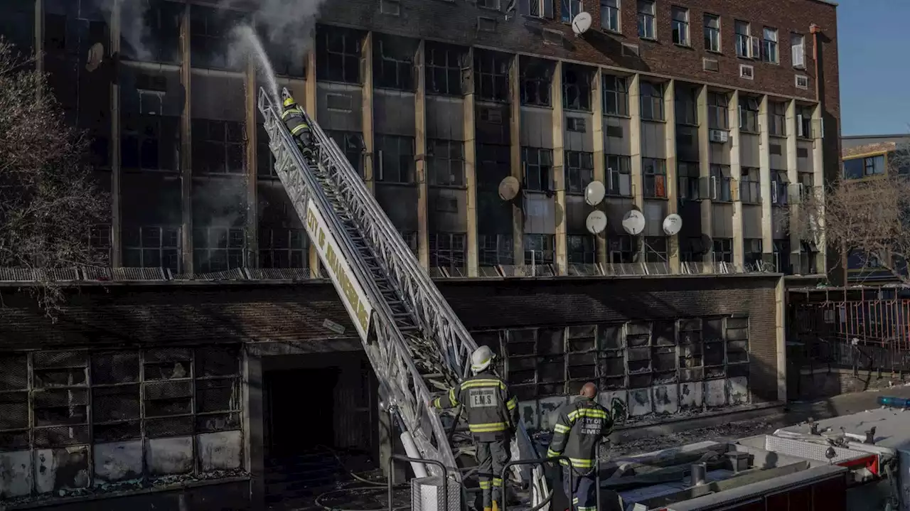 Mindestens 58 Tote bei Großbrand in mehrstöckigem Gebäude in Johannesburg