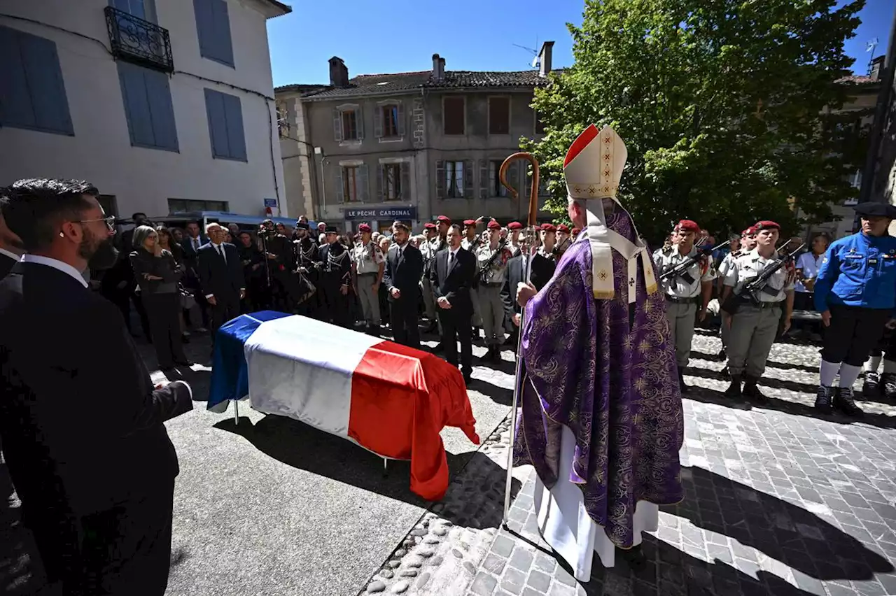 « C’était vraiment l’enfant du pays », le dernier adieu des Pyrénées au général Georgelin