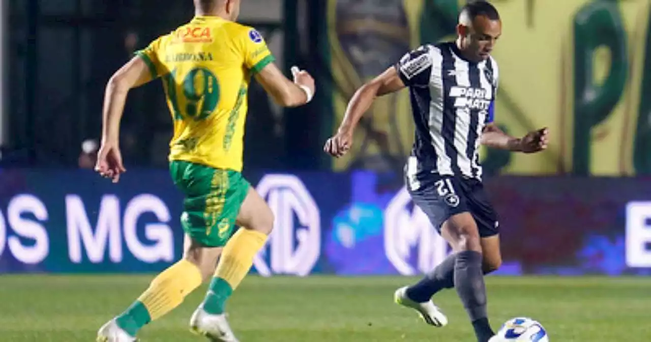 Botafogo perde para Defensa y Justicia e é eliminado da Sul-Americana