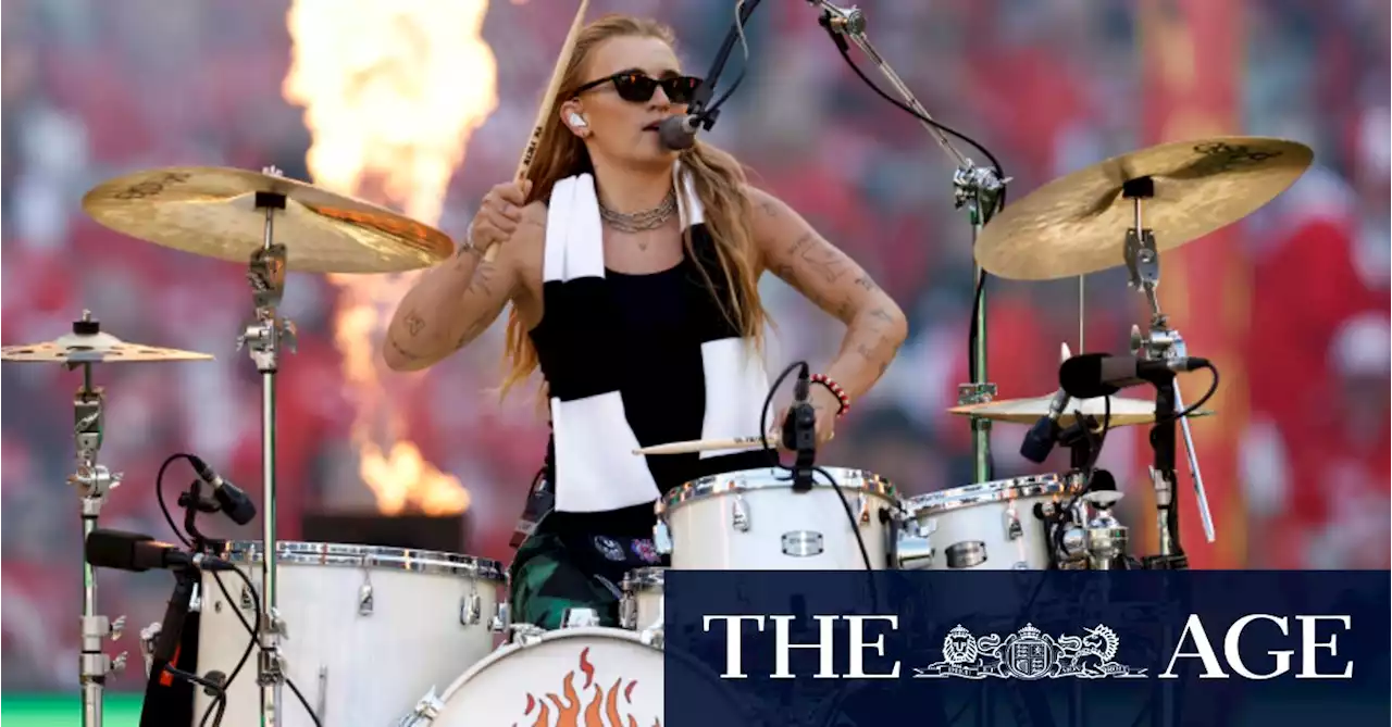 Magpie super fan G Flip buzzing as AFLW finally returns